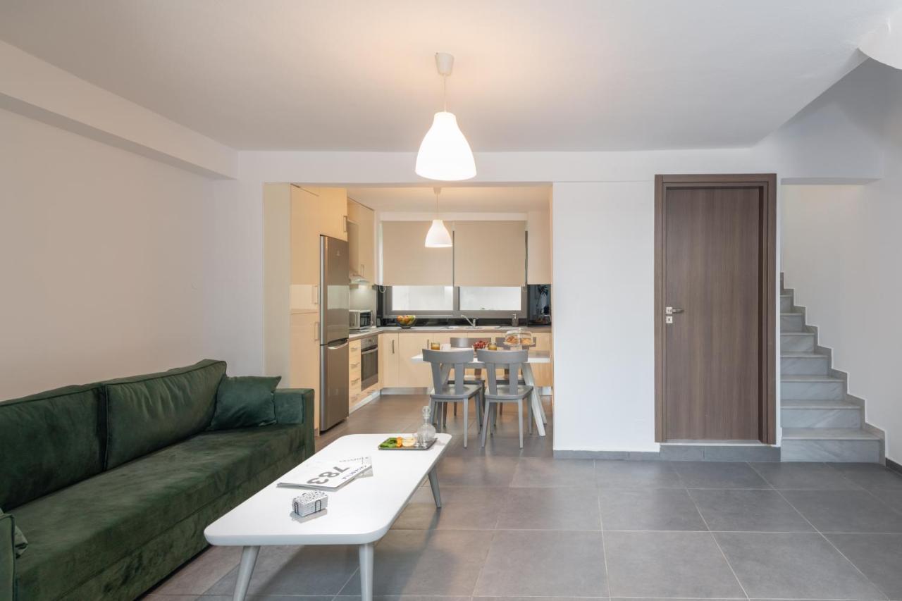 Zen Central Luxury Apartment كاندية المظهر الخارجي الصورة