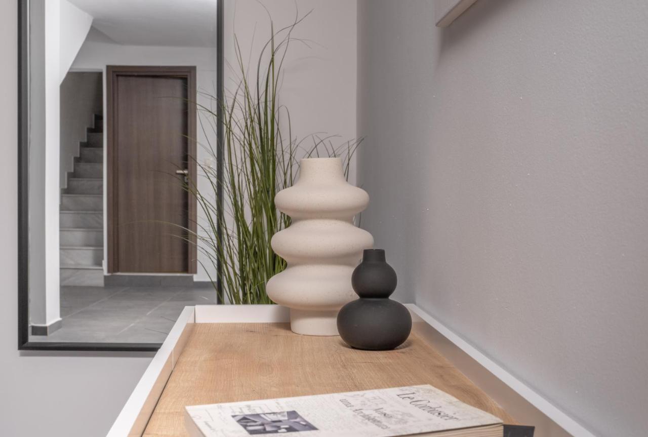 Zen Central Luxury Apartment كاندية المظهر الخارجي الصورة